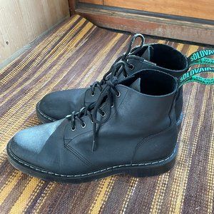 Solovair 6 Eye Astronaut Boot